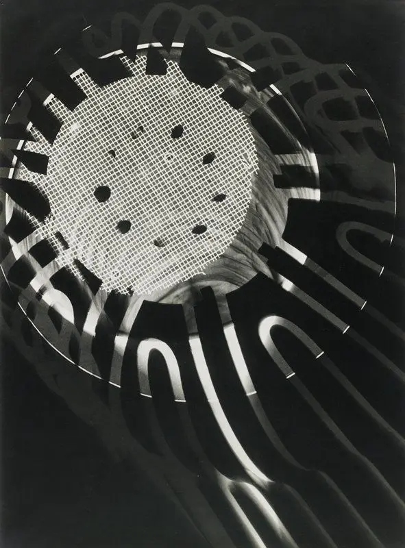 Fotogram II by László Moholy-Nagy