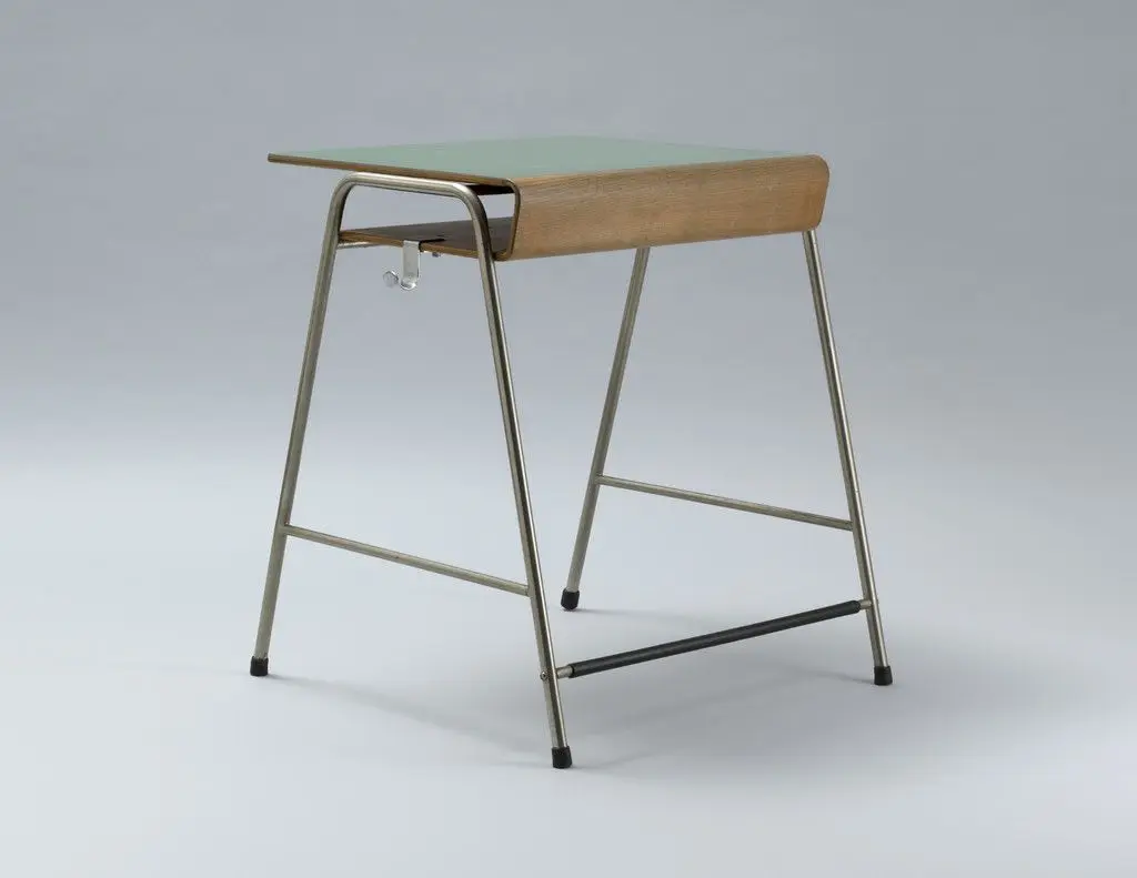 Munkegård school desk by Arne Jacobsen