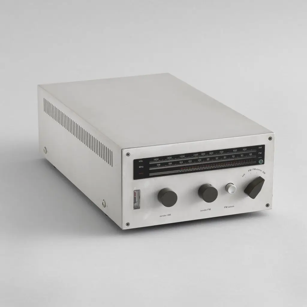 Tuner (model CE 16) by Dieter Rams
