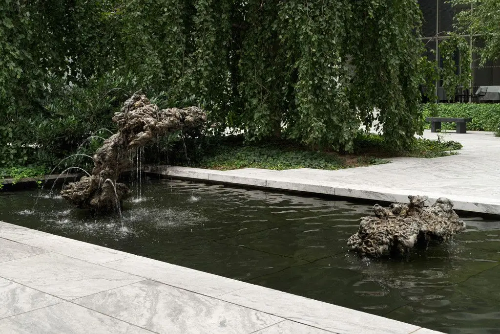 Double Fountain, Mother and Child by Lynda Benglis