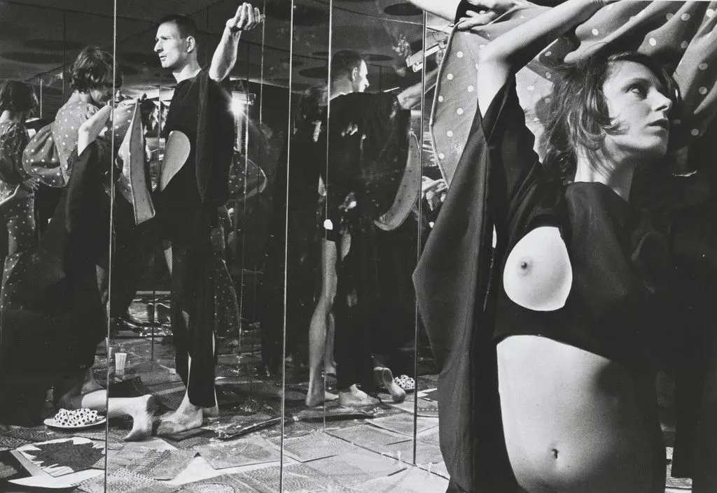 Mirror Performance, New York by Harry Shunk, János Kender, Yayoi Kusama