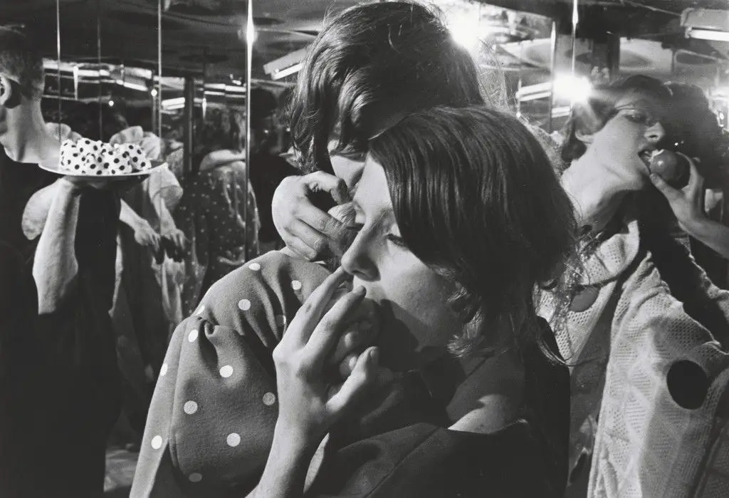 Mirror Performance, New York by Harry Shunk, János Kender, Yayoi Kusama