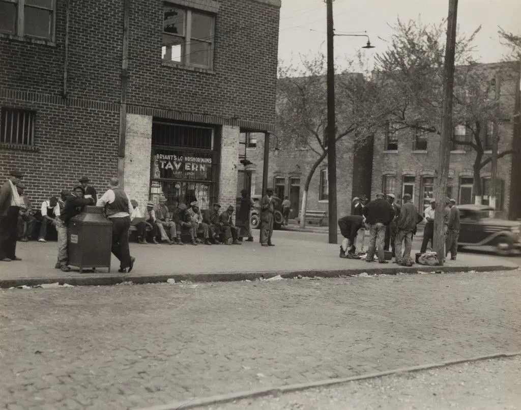 Bryant's Longshoremans Tavern from the series The Negro in Virginia by Robert H. McNeill