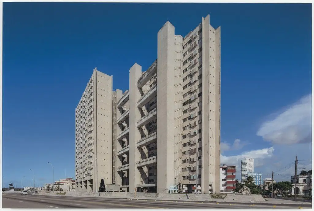 Edificio Girón, Havana, Cuba by Leonardo Finotti, Antonio Quintana Simonetti, Alberto Rodríguez Surribas