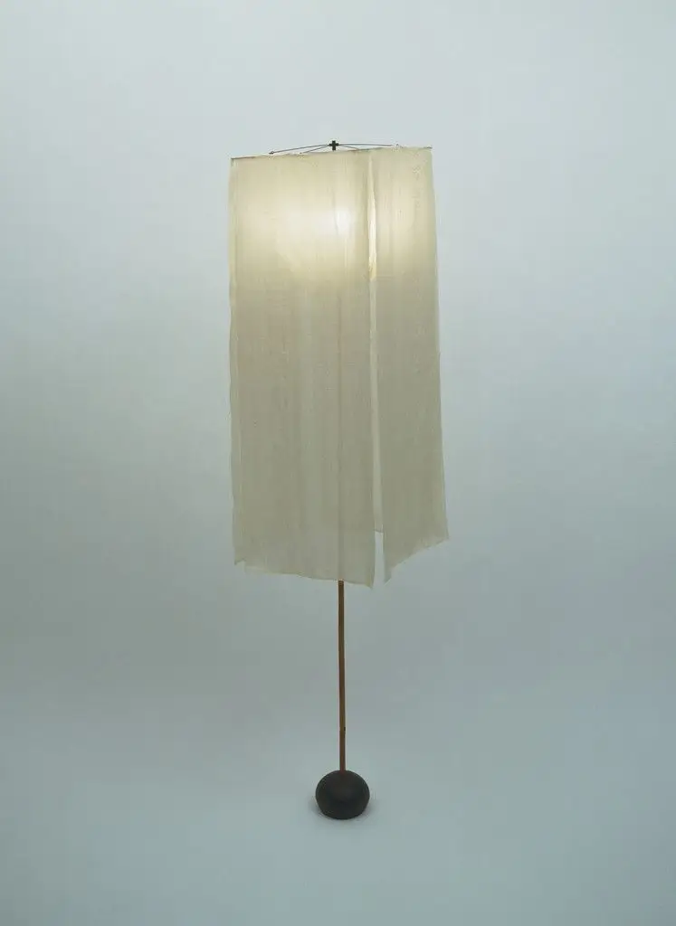 Akari Floor Lamp (model K4) by Isamu Noguchi
