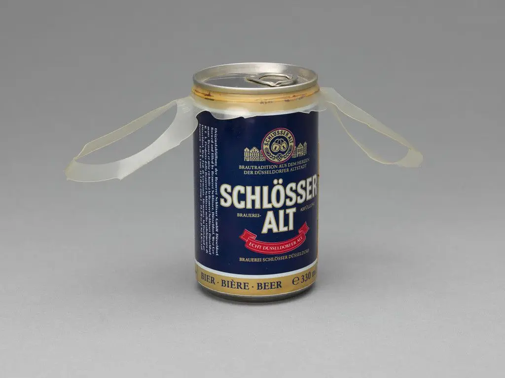 Alkoholfolter by Martin Kippenberger