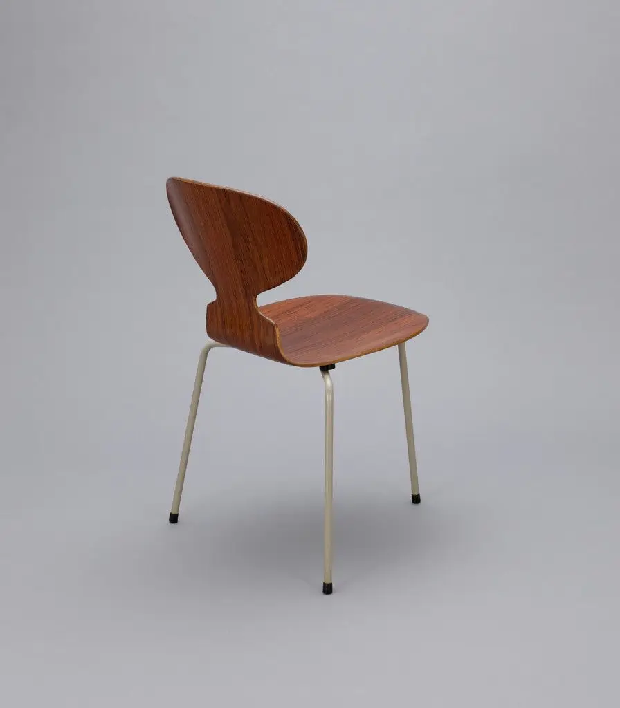Stacking Side Chair by Arne Jacobsen