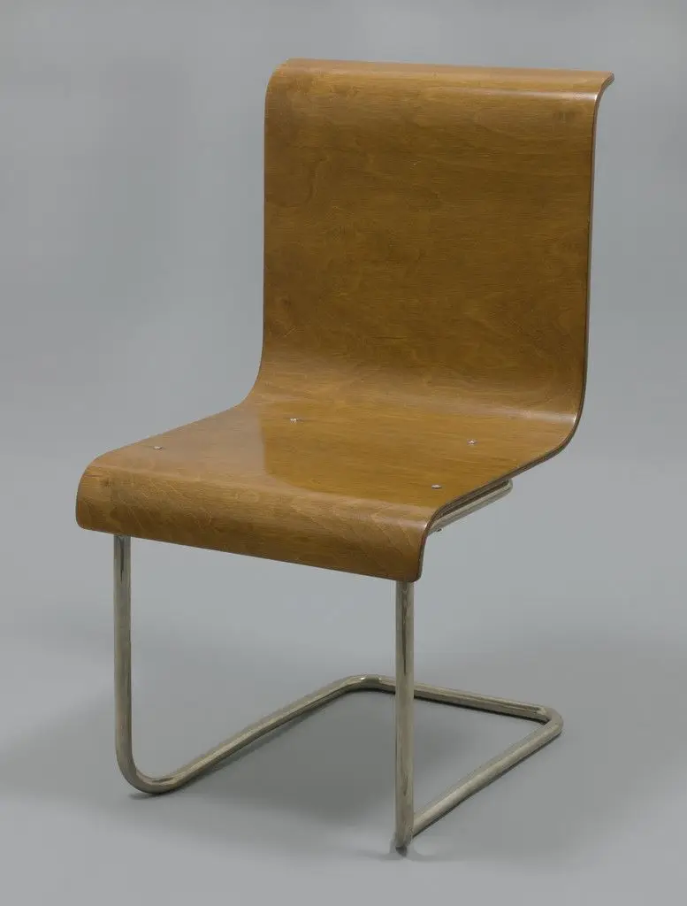 Cantilevered stacking side chair (model 23) by Alvar Aalto