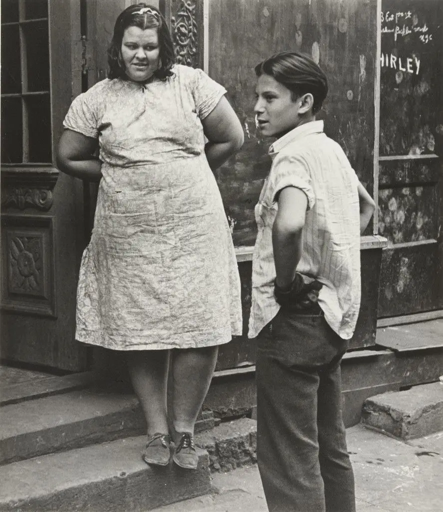 New York by Helen Levitt