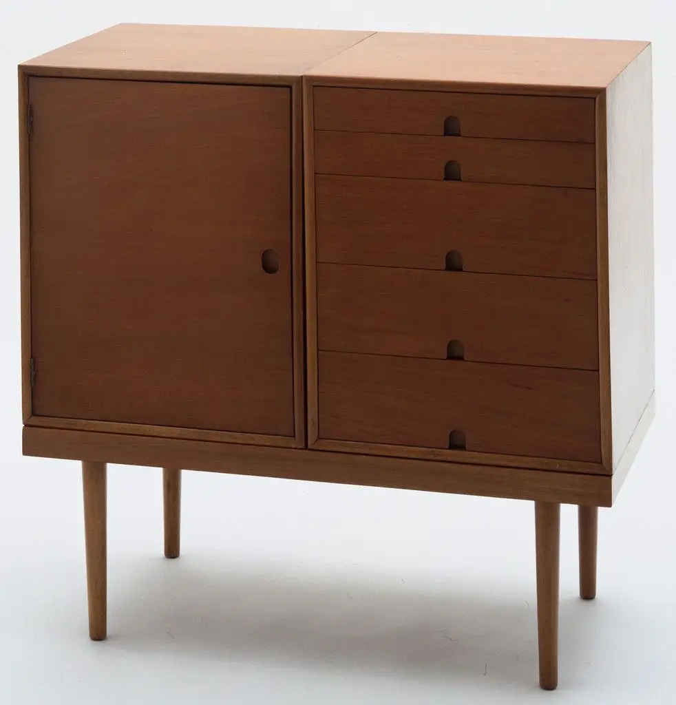 Bench/Base for Storage Units by Charles Eames, Eero Saarinen