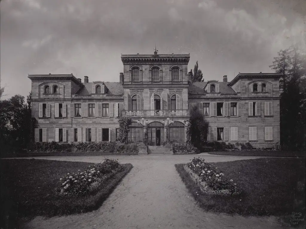 Untitled by Hans Brand