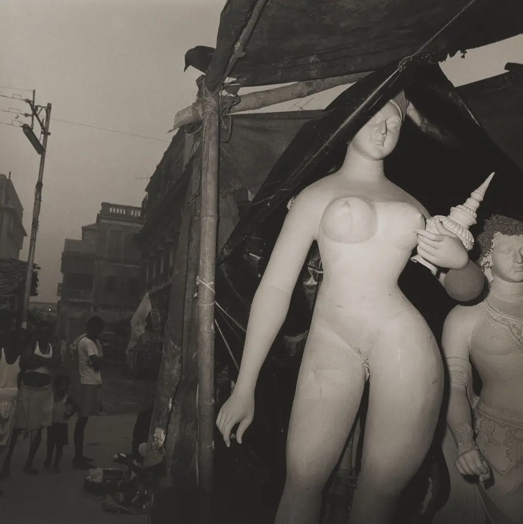 Untitled, Calcutta, India by Rosalind Fox Solomon