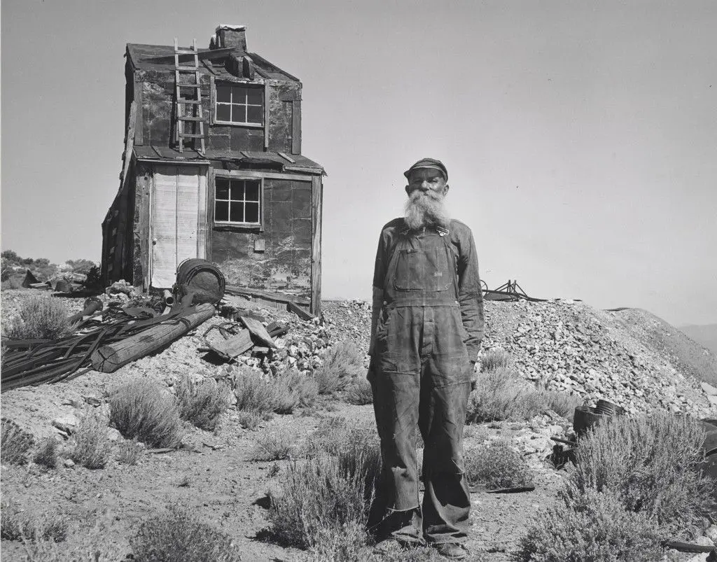 A One-Man Enterprise. Fried Walker at his New Thought Mine by Mildred Leo Clemens
