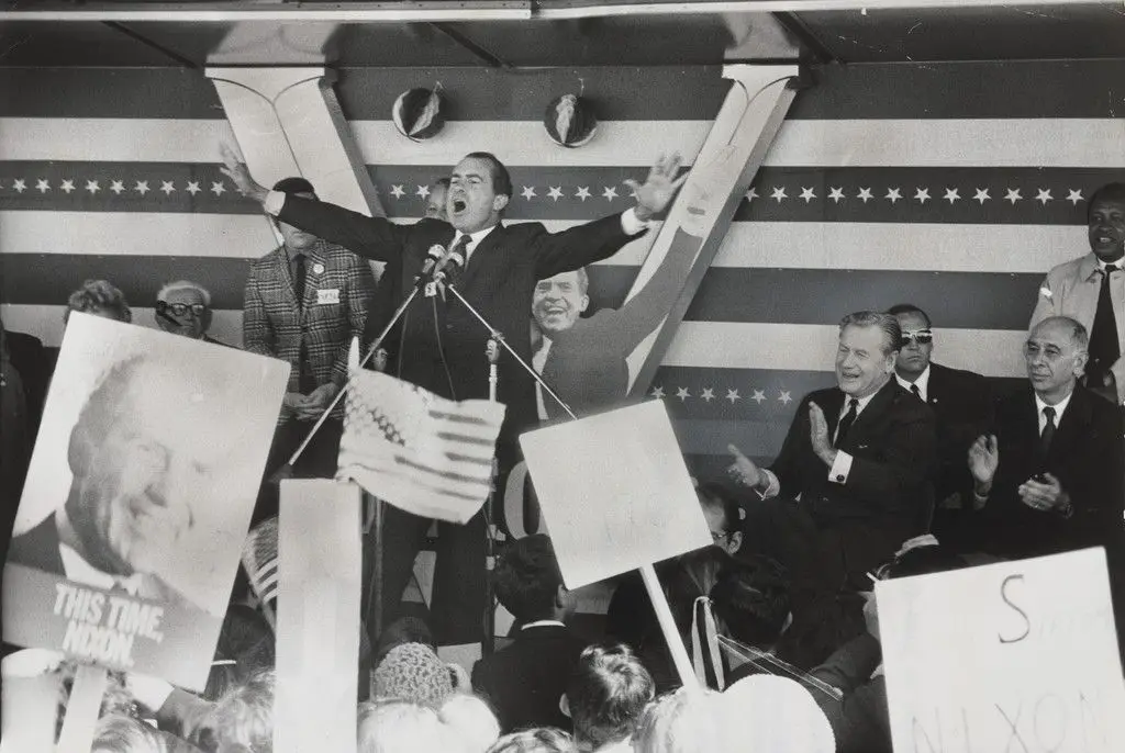 Campaigning on Long Island by Robert Walker/The New York Times