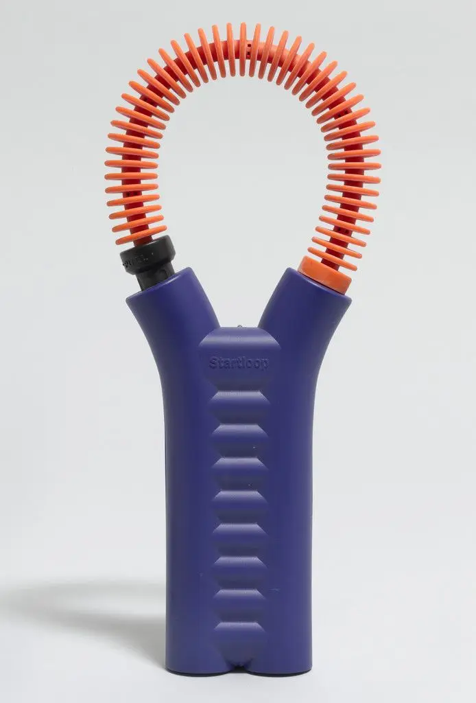 Startloop car battery starting device by Hareide Designmill, Einar Hareide, Anders Hansen, Øivind Resch