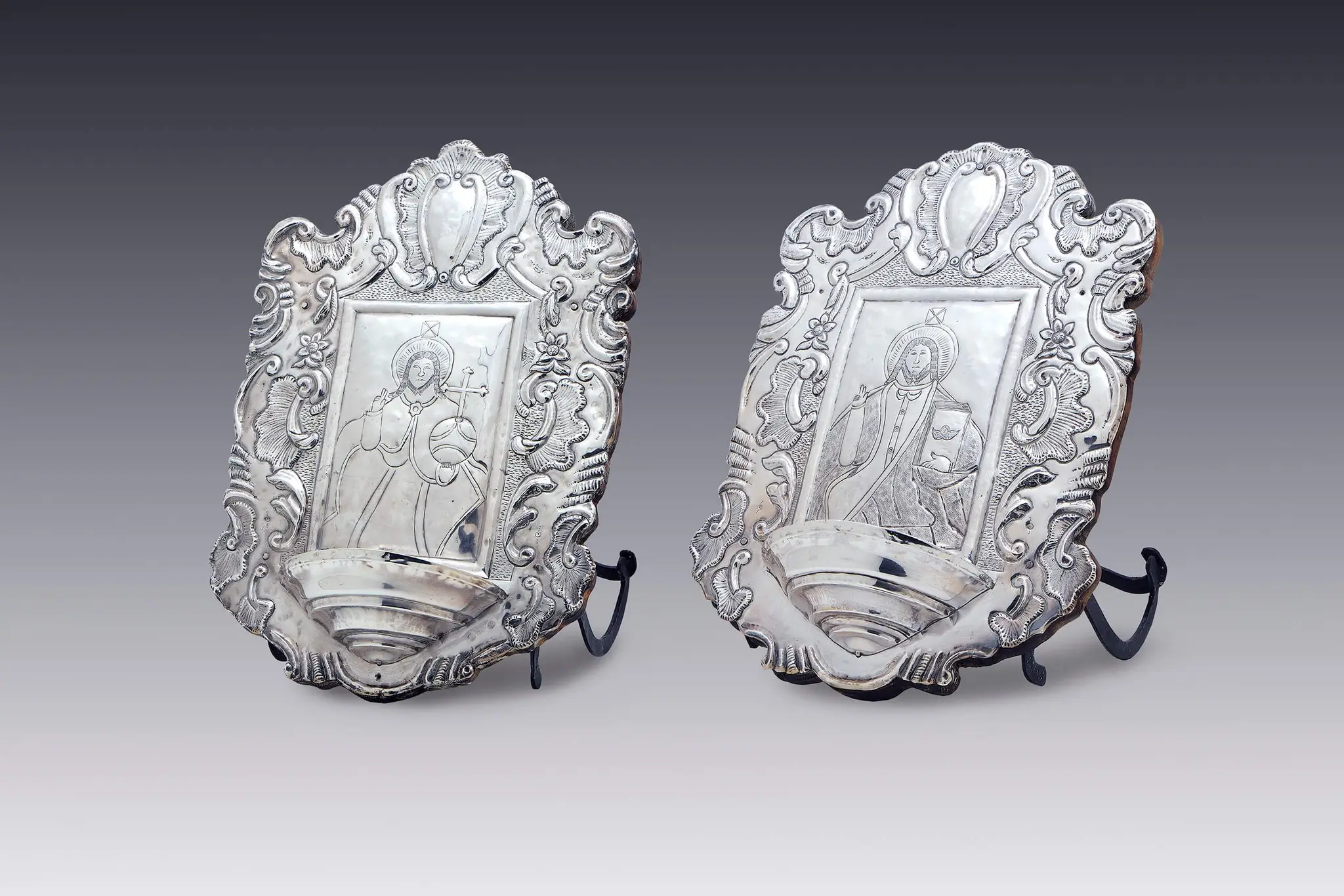 Atriles (par) by Anonimo novohispano