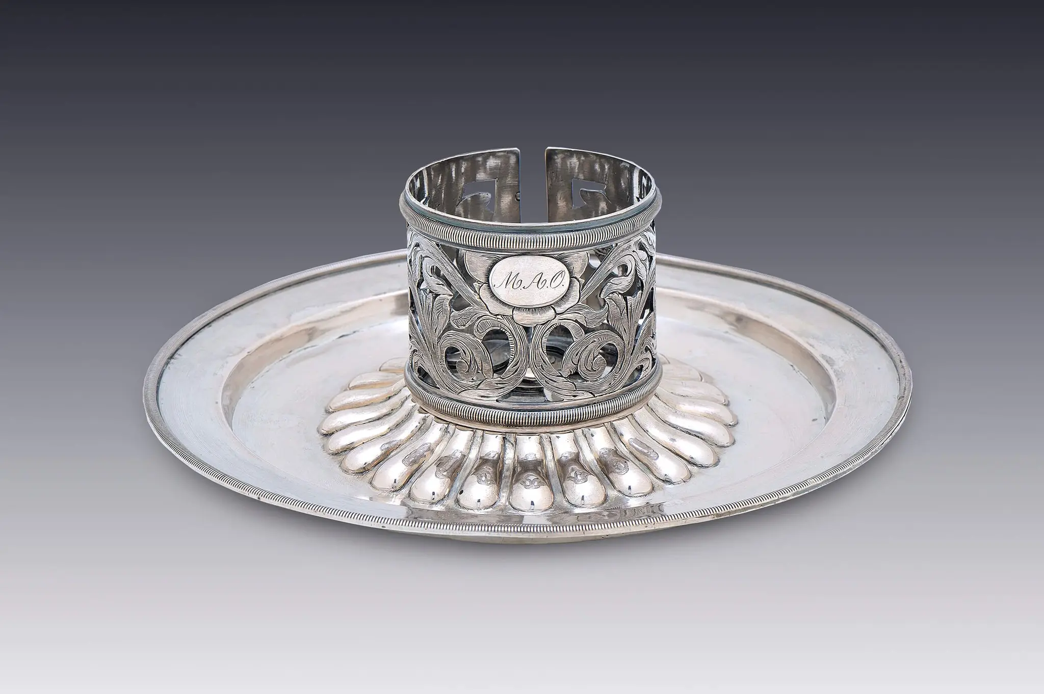 Mancerina de plata by Anonimo