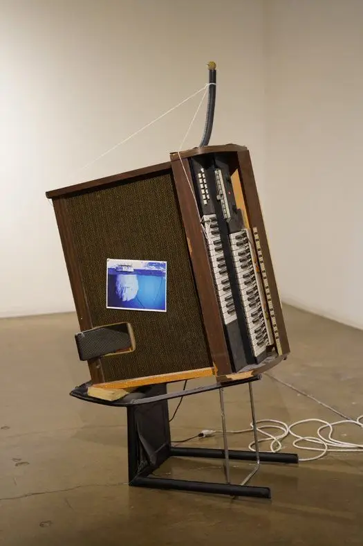 B.O.B.O (Boat O.A.R. (Oceanic Auto-Reclaimer) by Jeff Gibbons