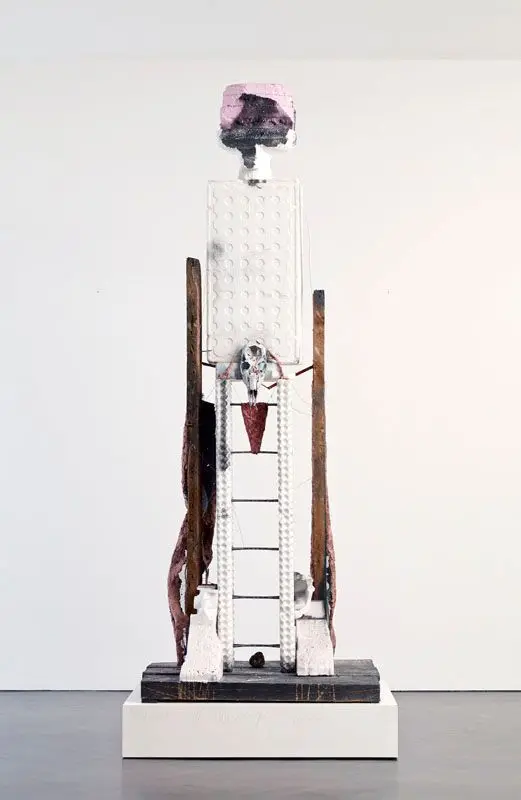 Chain of Missing Links by Huma Bhabha