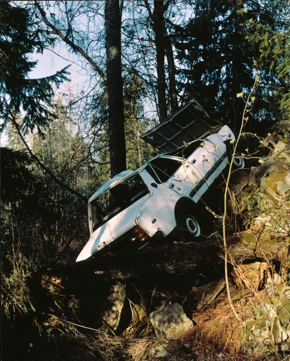 Hvitt vrak [Fotografi] by Rødland, Torbjørn