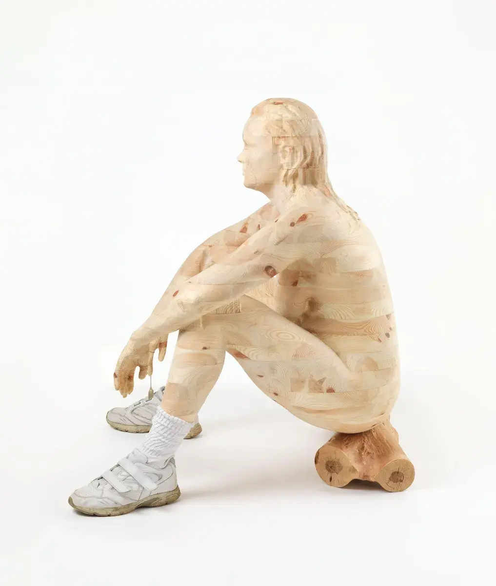 self portrait with graveyardlog 1994-2019, [Skulptur] by Lyngnes, Maria Andrea Pasenau