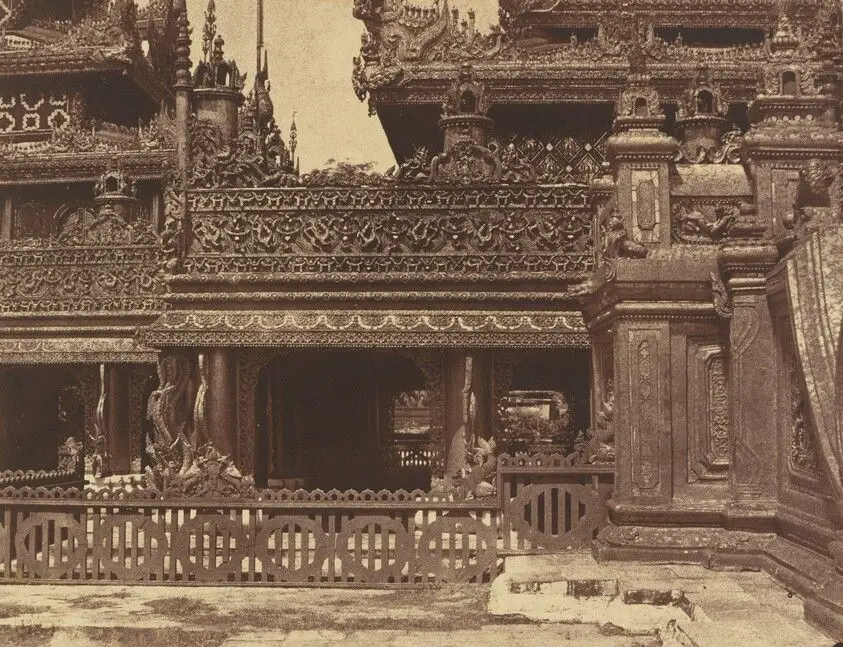 Amerapoora: Another Part of the Balcony of Kyoung No. 86 by Tripe, Linnaeus