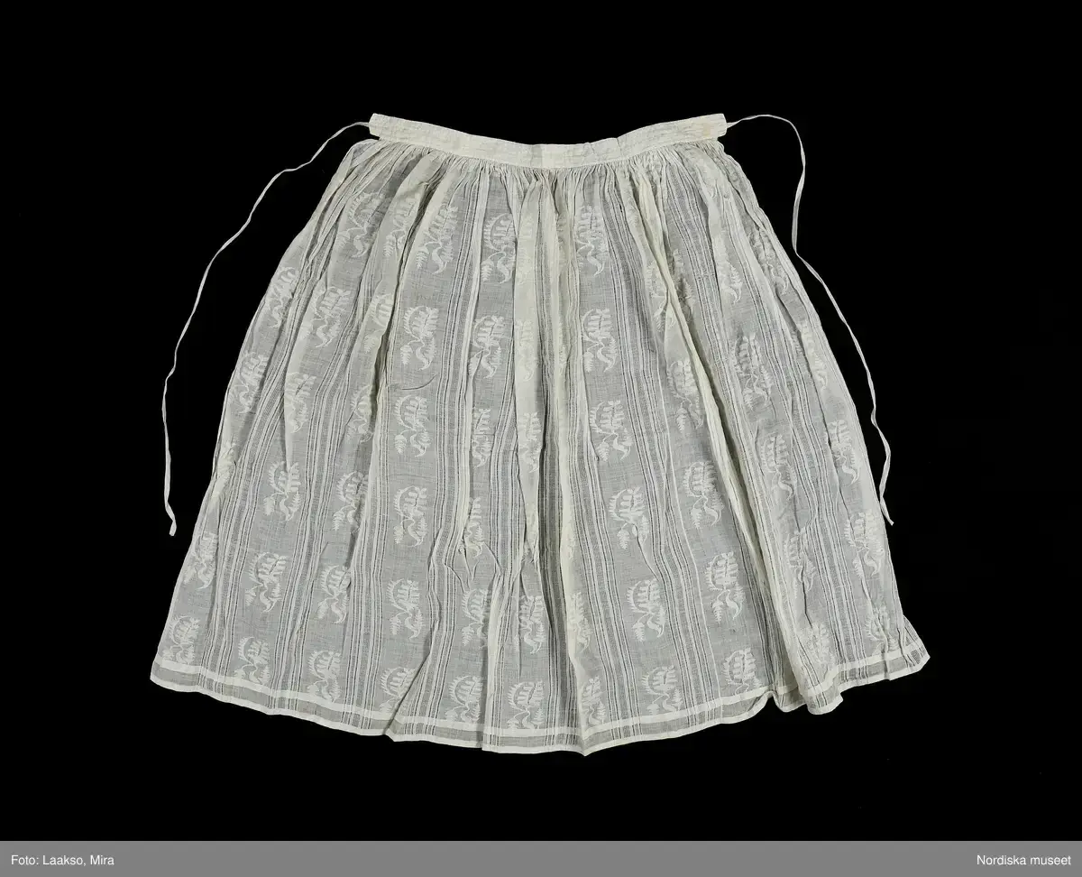 Förkläde by Unknown artist