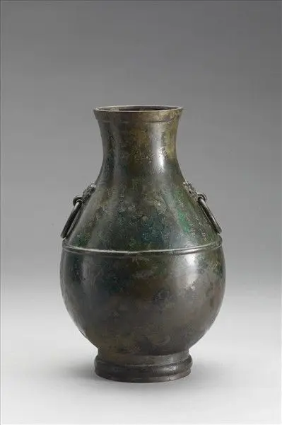 Bronze wine vessel (hu) of "Geng" by Unknown artist