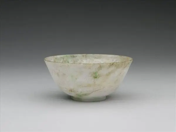 Jadeite bowl by Unknown artist