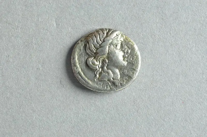 Denarius by C. Julius Caesar
