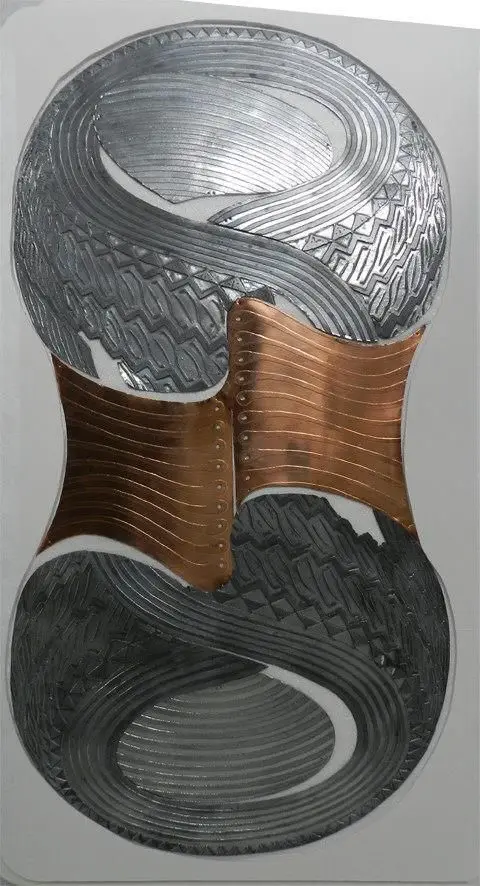 Matriz da gravura "Pneu cintado" by Rossini Perez