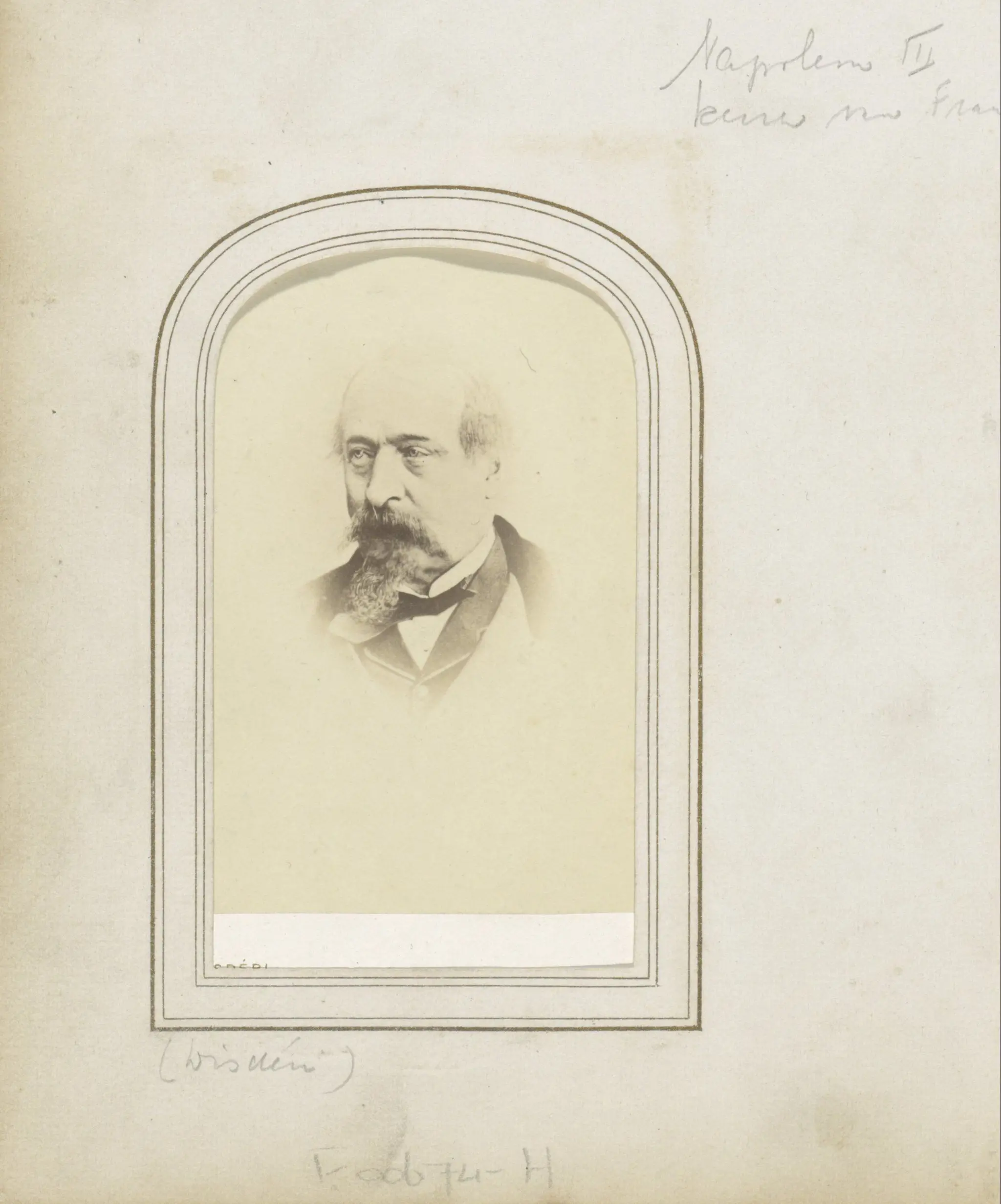 Portret van Napoleon III Bonaparte, keizer van Frankrijk by André-Adolphe-Eugène Disdéri