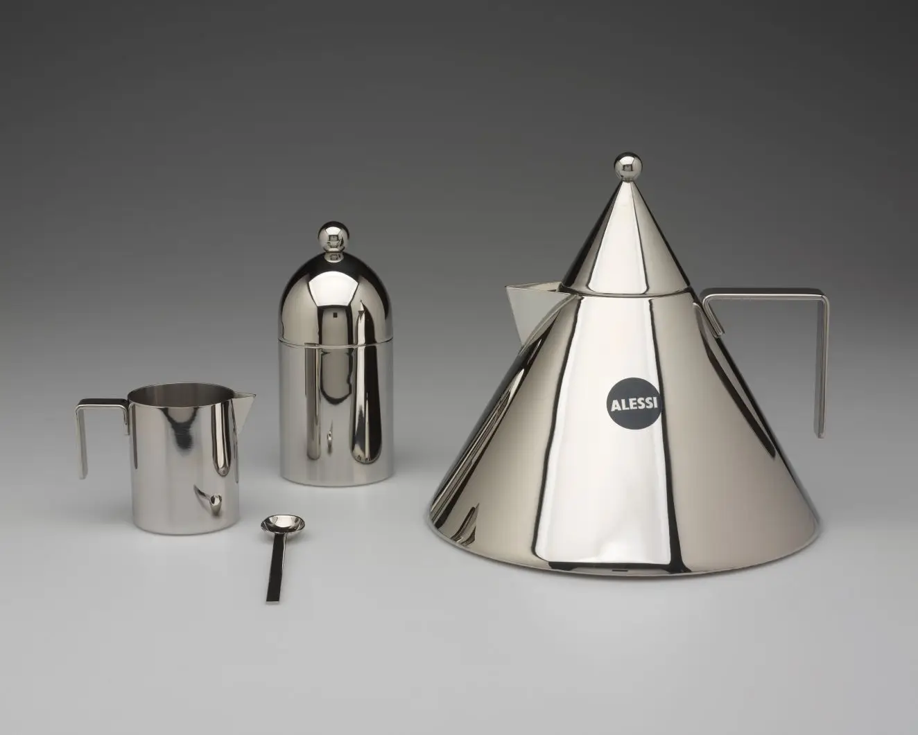 Il conico teakettle by Aldo Rossi