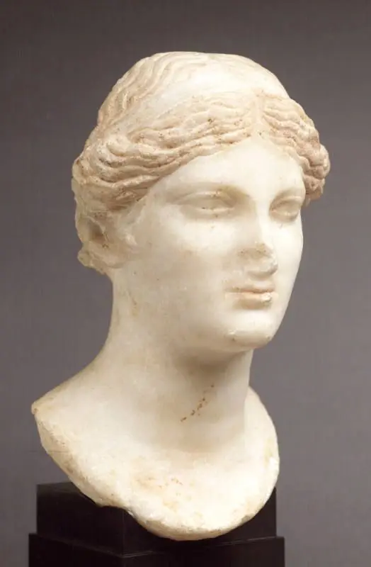 Head of a woman (Arsinoe II or Arsinoe III) by Egyptian, Alexandria