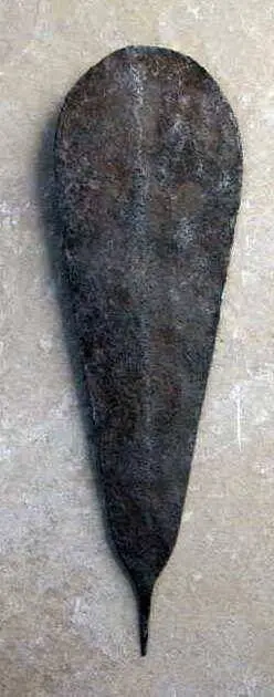 Currency Hoe, (Dupa) by Fang