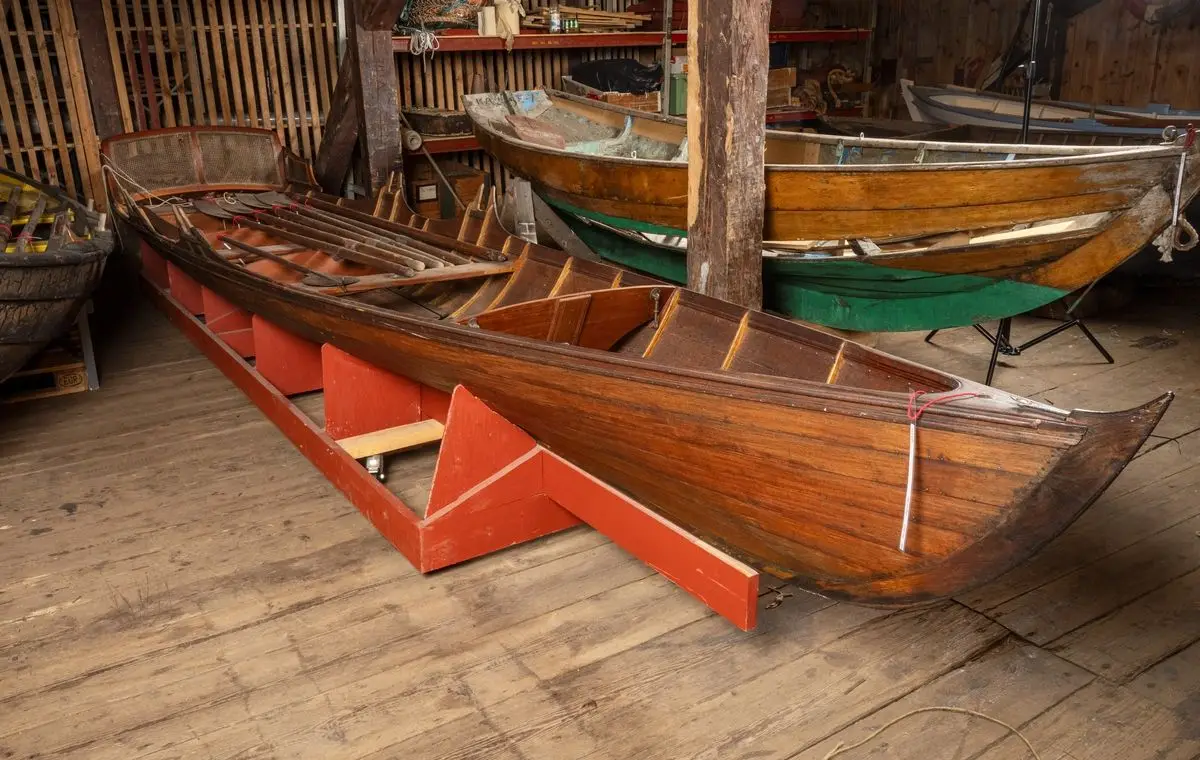 Thames skiff by Unknown artist