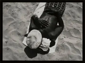 75 CN-40, from the series “Sand Creatures” by Ray K. Metzker, American