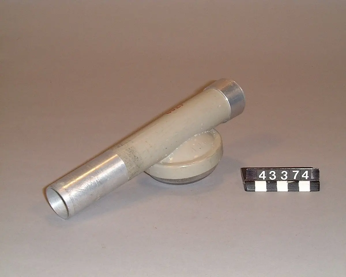 Dammindikator by Soc. Anonyme pour LÂ´éq. El. des Veh.