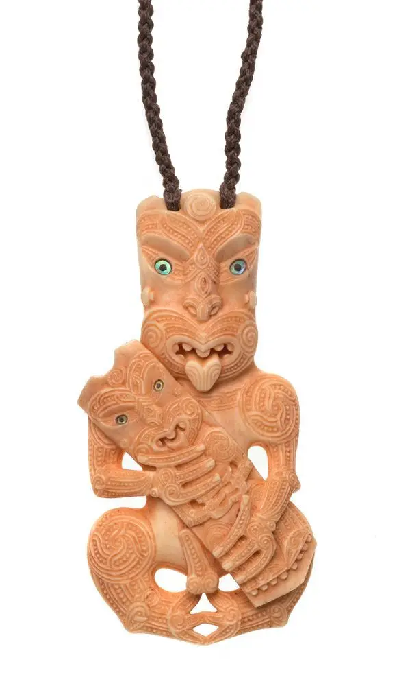 Hei Tiki Ruatepupuke by Stacy Gordine