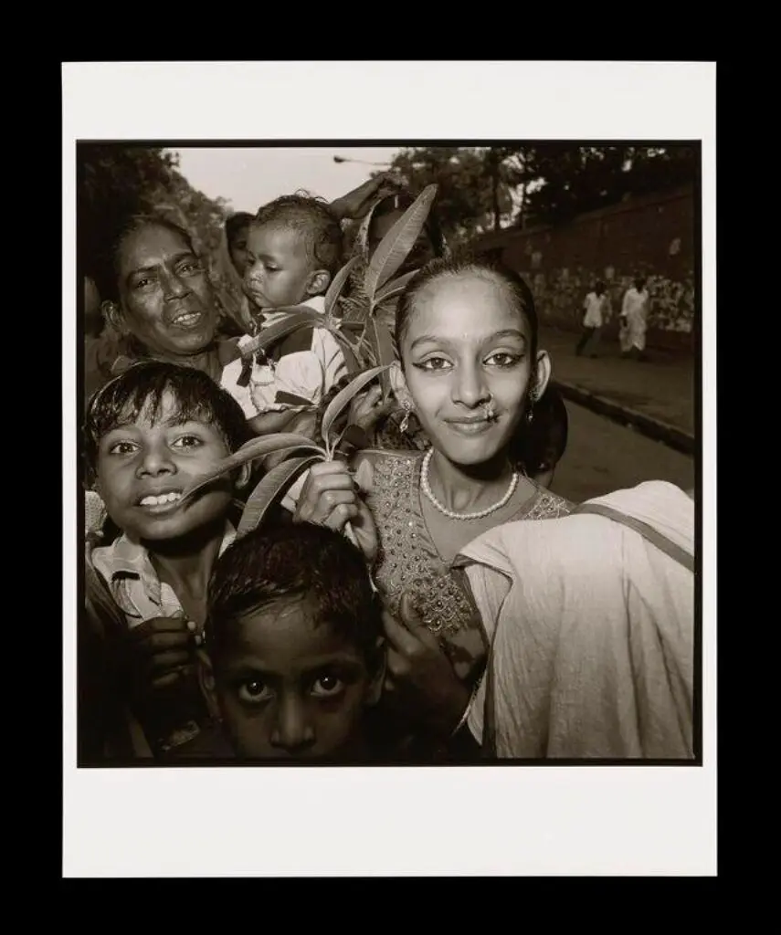 Chat Puja, Calcutta by Rosalind Fox Solomon