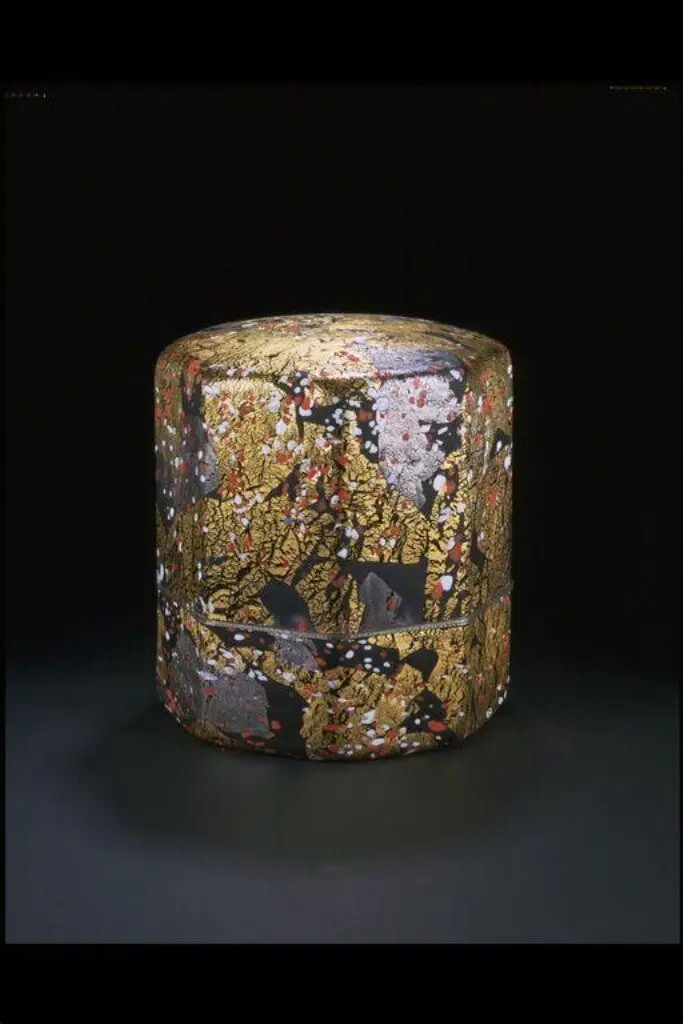 Red and White Plum Blossoms by Fujita Kyohei