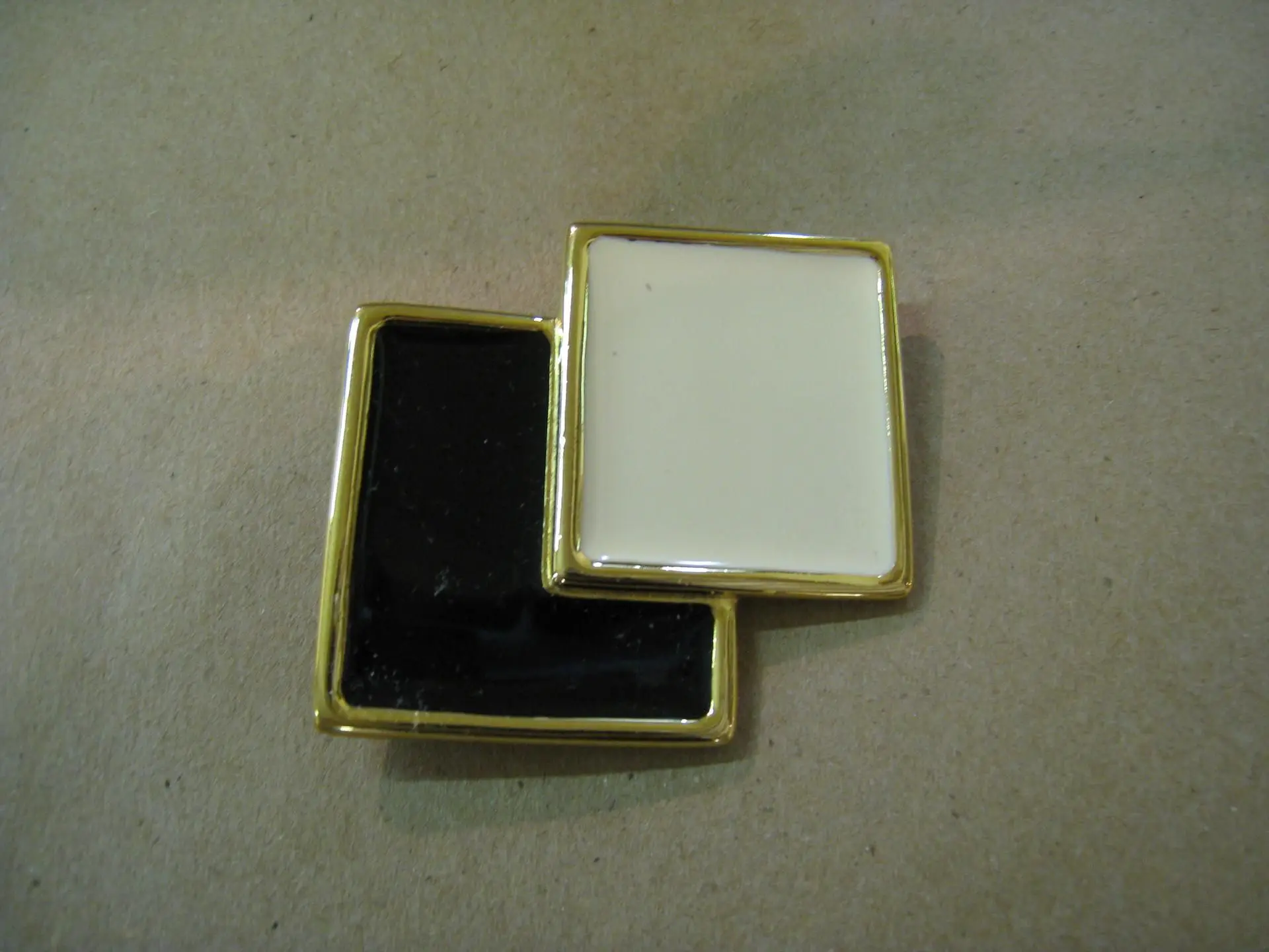 Brooch by Manufacturer: Monet