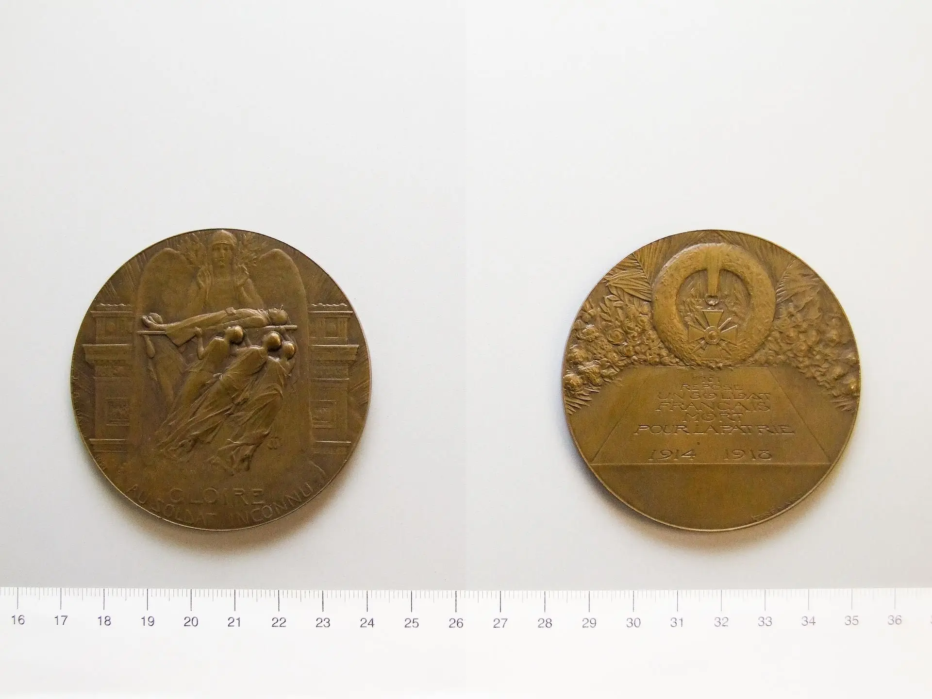 Medal of Tomb of the Unknown Soldier by Artist: Raoul Bénard