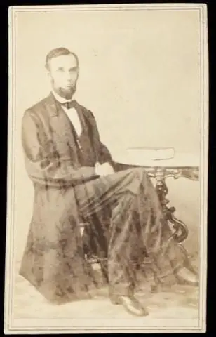 Abraham Lincoln by Artist: Alexander Gardner